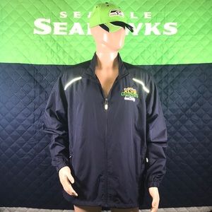 🎁 Seahawks NWOT wind breaker Size XL